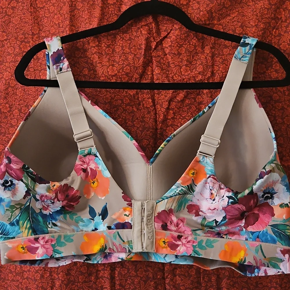 Cacique 42F Comfort Bliss No-Wire Lightly Lined Tan Pink Blue Floral Bra EUC - Picture 2 of 9